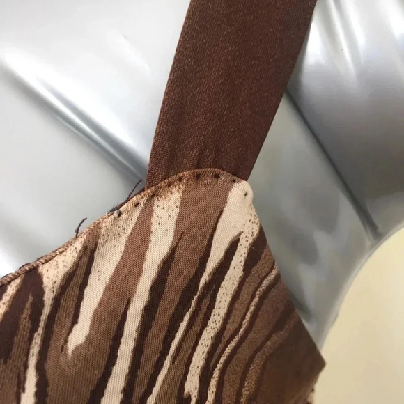 3/$15 Animal print leopard print loose casual tank top size small - Picture 7 of 15